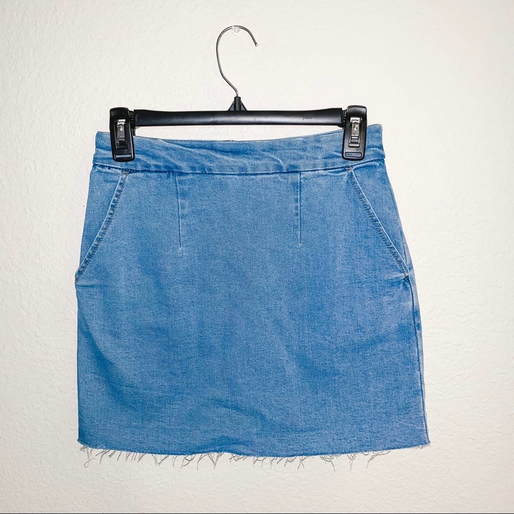 Forever 21 Raw Hem Denim Skirt - Picture 1 of 3